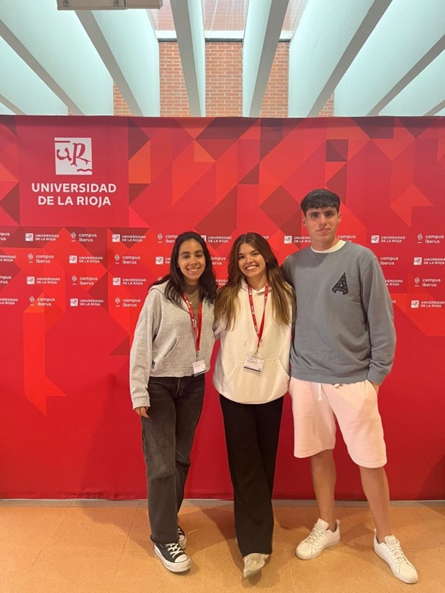 Equipo de Universidad de Granada participante en la XV Olimpiada Española de Economía 2024